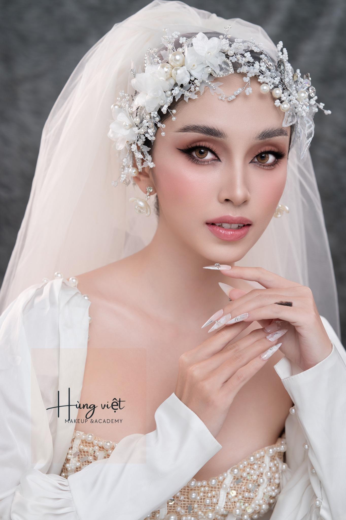 KHOA-NANG-CAO-MAKEUP---HAIR-PRO